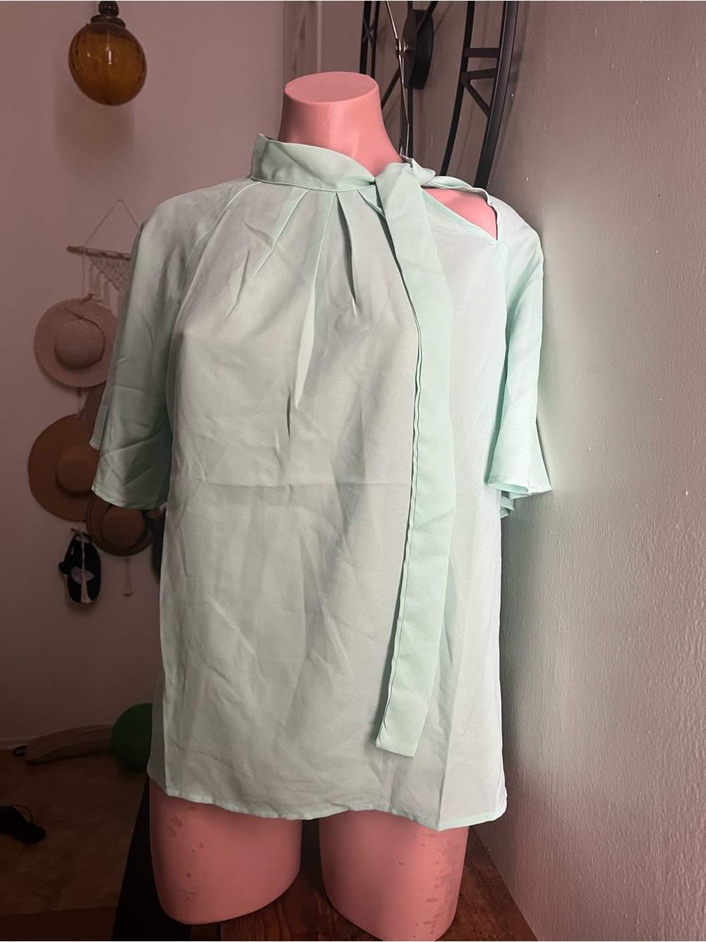 #321 Mint Tie-Neck Short Sleeve Blouse